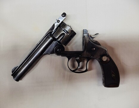 Revolver