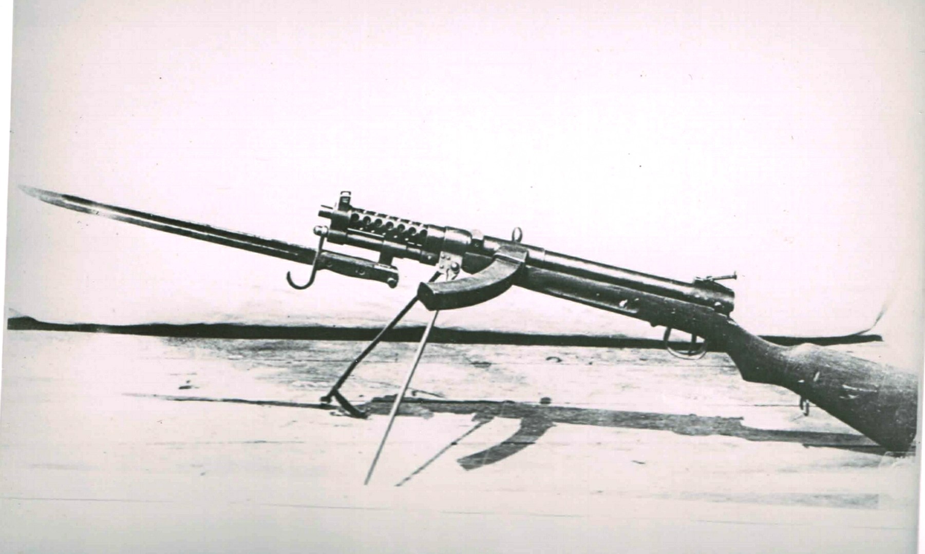 Japanese Type 100 Submachine Gun