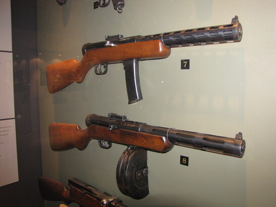 Submachine Gun