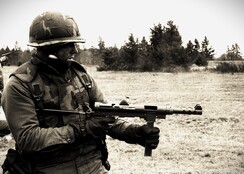 Submachine Gun